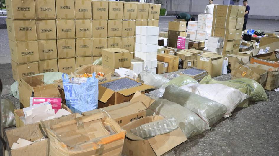 Андижонда яширин дори цехлари фош этилиб, 10 млрд сўмлик қалбаки маҳсулотлар мусодара қилинди